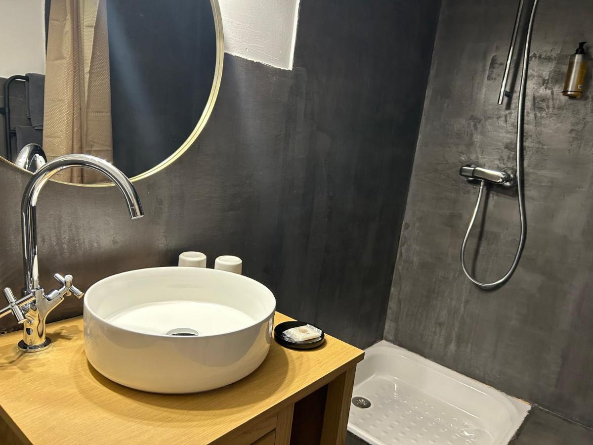 ホテル La Claveliere Saint-Auban-sur-lʼOuvèze エクステリア 写真